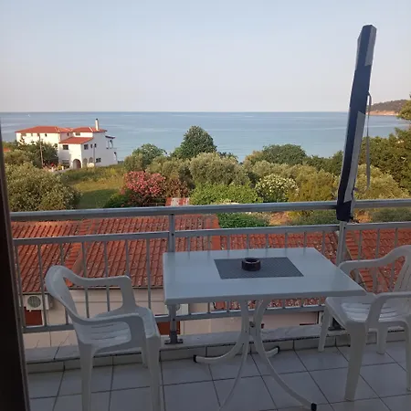 Appartement House Mantesos *
