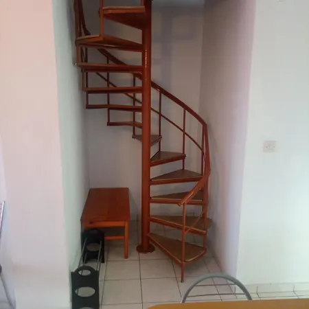 House Mantesos Appartement *