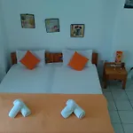 House Mantesos Appartamento Kinira