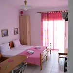 House Mantesos Koinira