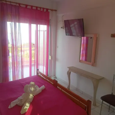 House Mantesos * Koinira