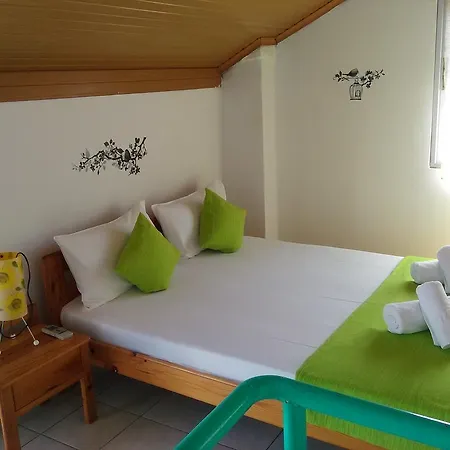 Apartment House Mantesos