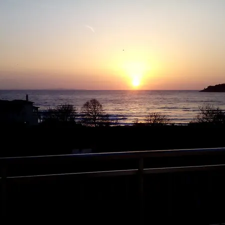 House Mantesos Apartment Kinira