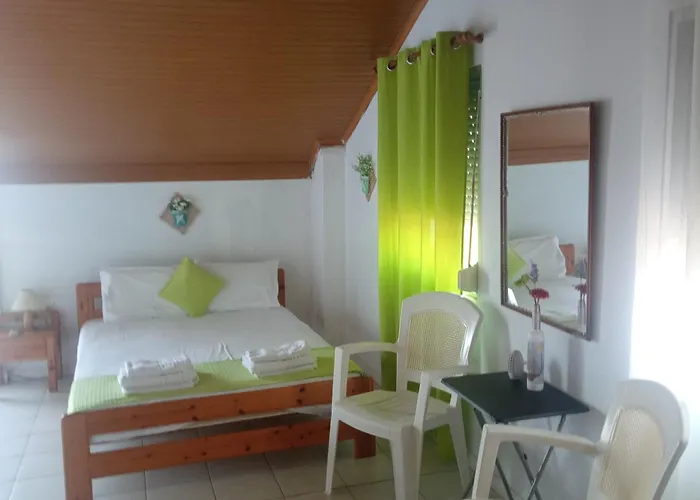 House Mantesos Daire Koinira